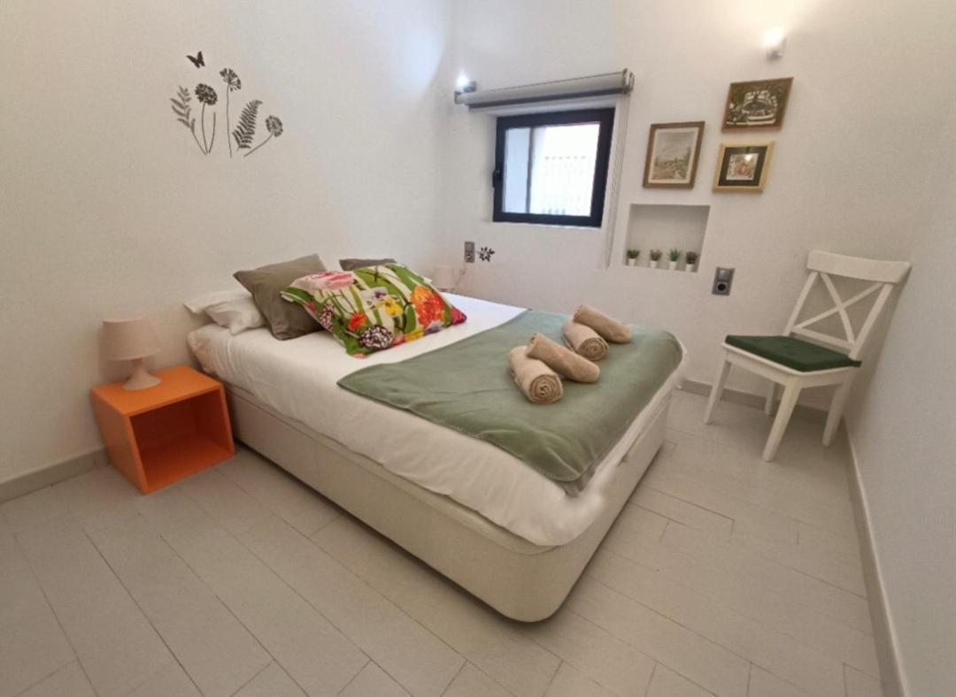 Apartamento En Monumento Historico Nacional Corral Del Conde-Duque De Olivares Sevilla Kültér fotó